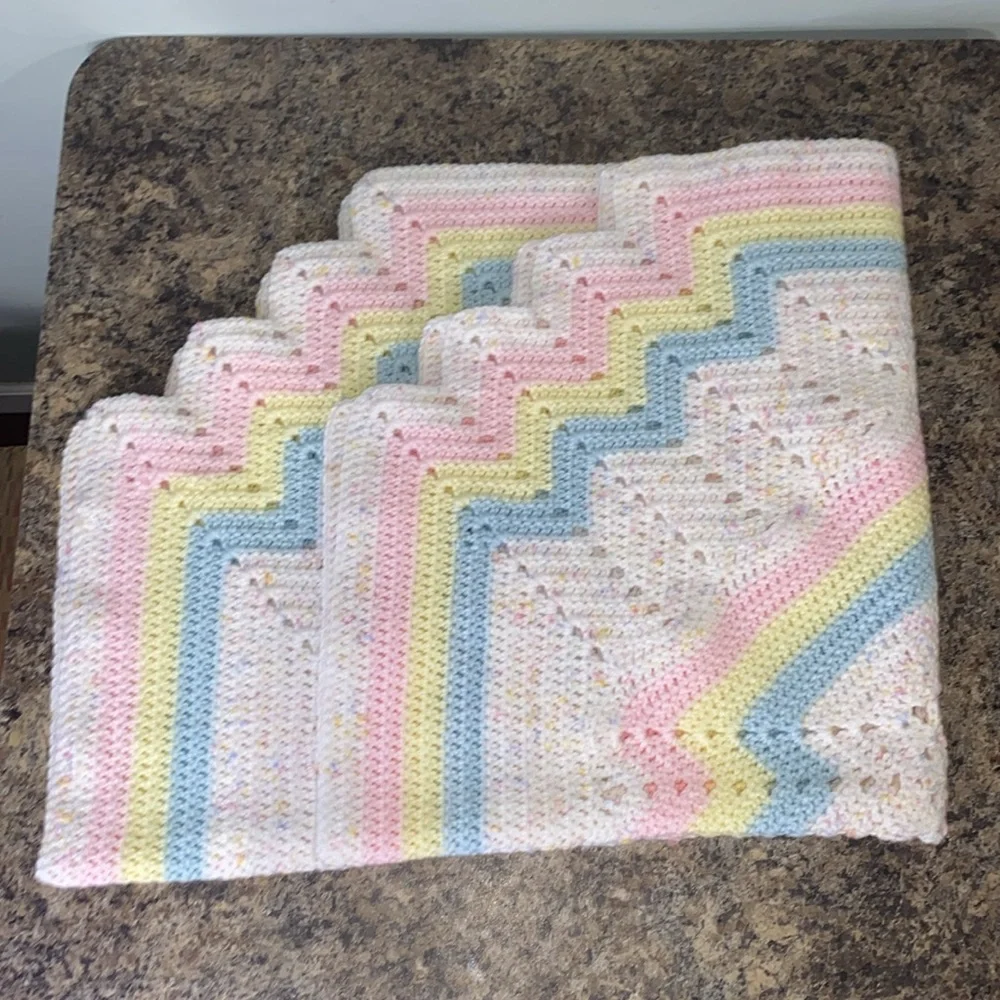 Handmade Pastel Rainbow Intricate Zig Zag Pattern Crochet Baby Blanket 40”X 40”